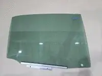 Стекло двери Toyota Camry 70 XV70 2017-2023 Задн. Прав.