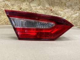 Фонарь в крышку багажника toyota camry 70 xv70 2017-2023 задн. лев.