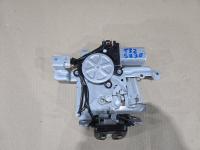 Оригинальный замок двери багажника Nissan X-TRAIL T32 2013-2022 OEM 904501AA0A – общий вид лицевой стороны