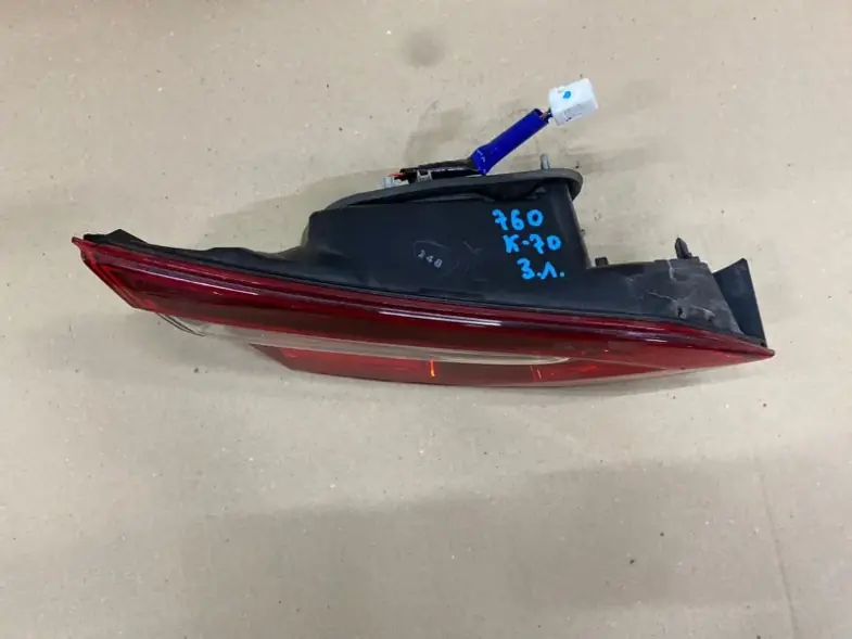 фонарь в крышку багажника toyota camry 70 xv70 состояние платы LED
