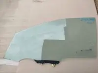 Стекло двери Toyota Corolla E210 MZEH12, NRE210, ZWE211 2020 Перед. Лев.