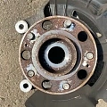 Кулак поворотный Hyundai Santa Fe 4 Кулак поворотный Хендай Санта Фе 4 TM на авторазборе