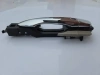 Сравнение состояния крепёжных направляющих правой ручки