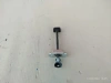 Крупный план фиксатора Toyota Corolla E210 68630-02340
