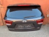 штатный уплотнитель на крышке багажника Kia Sorento Prime UM оригинал